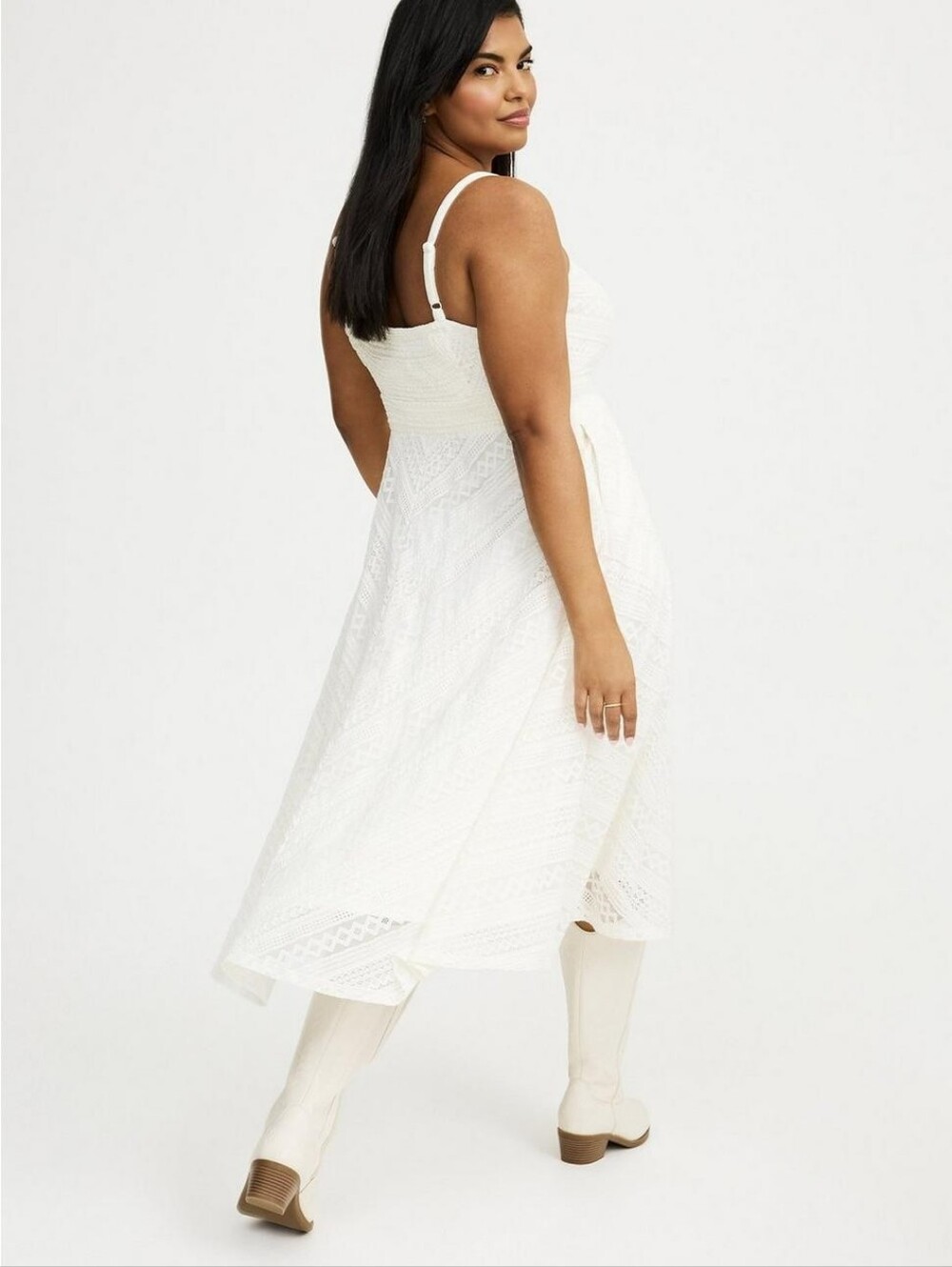 torrid White Lace Maxi Dress With Adjustable Straps - Picture 3 of 8